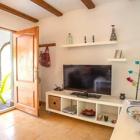 Casa En Con Piscina Y Jardin Apartment *